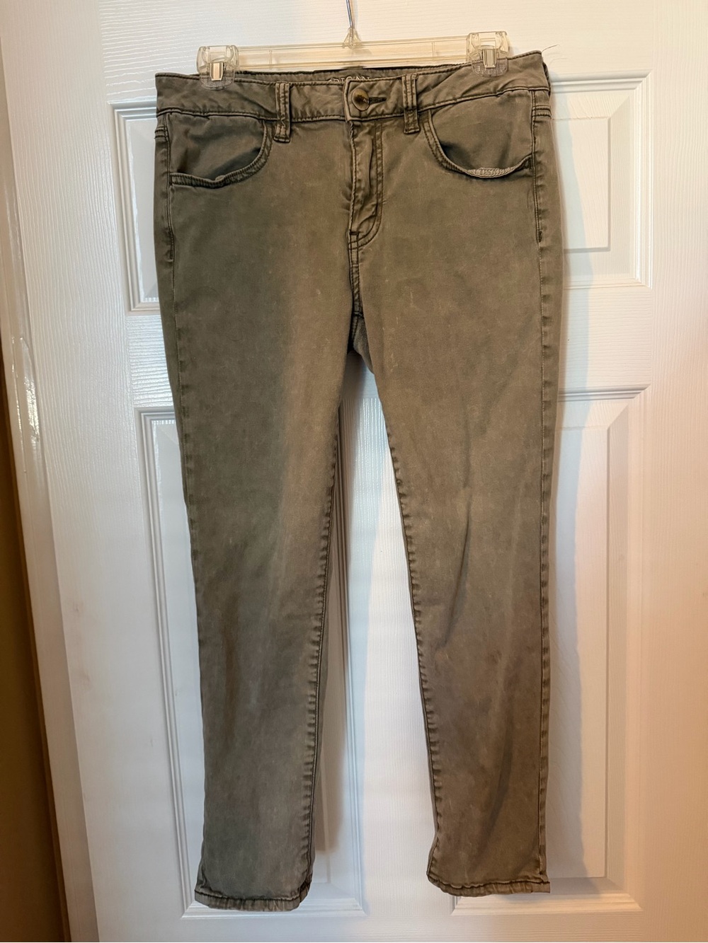 American Eagle Outfitters Olive Green Cropped Jeans Pants